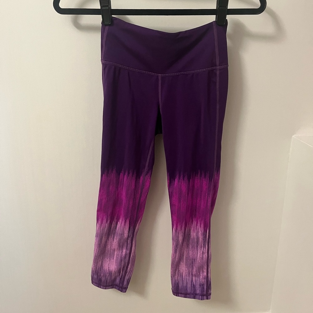 Athleta Purple Pink 3/4 Leggings